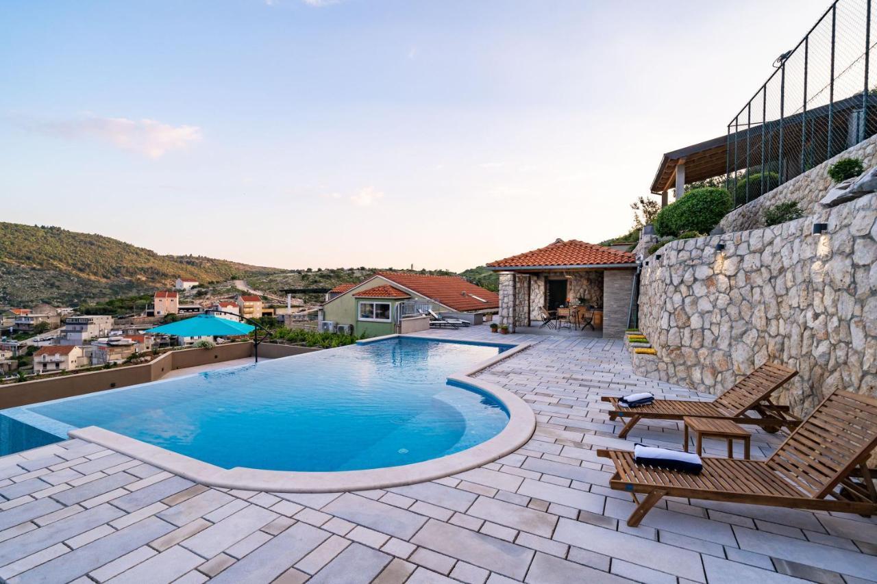Apartments Villa Arcadia Ragusa Esterno foto